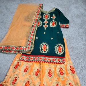 Salvaar Kameez